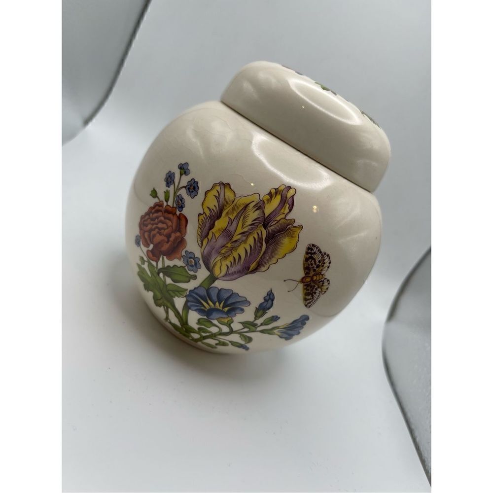 Mason’s white floral butterfly ginger jar